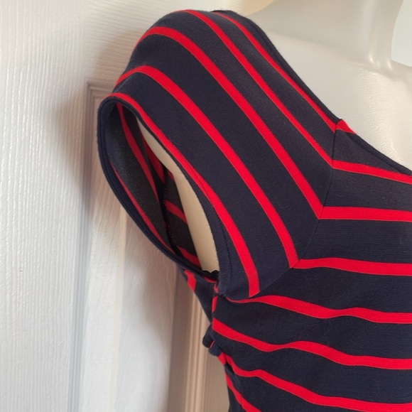 MARKET&SPRUCE WRAP BACK DRESS RED/NAVY BLUE STRIPED CAP SLEEVE SIZE MED PETITE - Picture 3 of 10